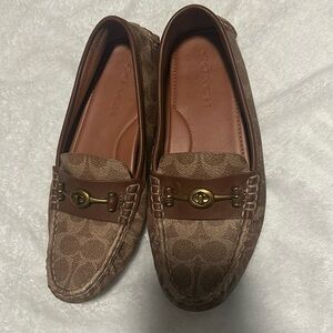 Coach flat shoes with lock size 8